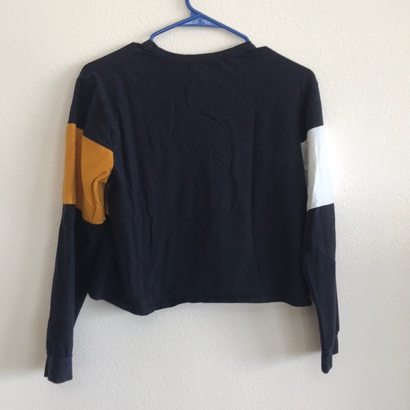 slightly cropped long sleeve tee - Picture 2 of 3